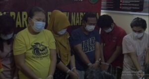 Miris: Ayah, Ibu, Anak dan Menantu Kompak Jualan Sabu