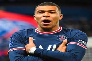 Kylian Mbappe Nyaman meski Diasingkan