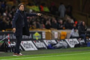 Wolves Ganti Tactician H-2 Start Premier League
