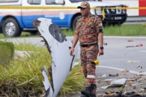Pesan Terakhir Pilot Malaysia kepada Ibundanya Sebelum Pesawat Jatuh, Begitu Mengiris Hati