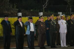 Gubernur Ikuti Apel Kehormatan dan Renungan Suci di TMP Natuna