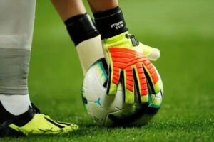 Yassine Bono Dikabarkan Segera Susul Neymar ke Al Hilal