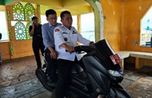 Tinjau Progres Pengerjaan Jalan di Penyengat, Ansar Yakinkan Selesai Tepat Waktu
