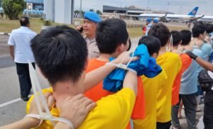 Ratusan WN Tiongkok Dideportasi dari Batam dengan 3 Pesawat dari China
