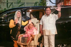 Yenny Wahid Akui Sevisi dengan Prabowo Subianto