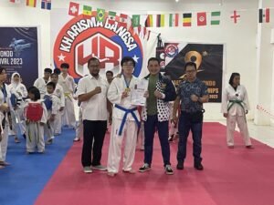 Mahasiswa Kutu Buku Raih Emas Taekwondo