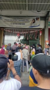 Anggap Layanan Buruk, Warga Batuaji Datangi Kantor PT Moya