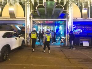 Aparat Gabungan Razia Tempat Hiburan Malam Planet 3 Batam