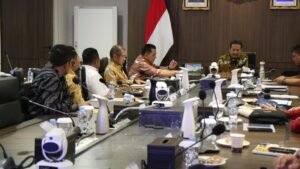 Gubernur Ansar Bahas Skema Peningkatan Pendapatan dan Kampung Nelayan Modern di Kepri
