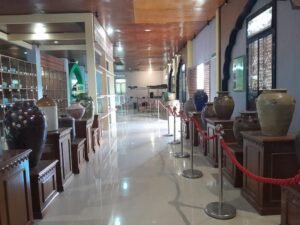 Barang Kuno Peninggalan Zaman Dinasti dan Kerajaan Lingga Ada di Museum Linggam Cahaya