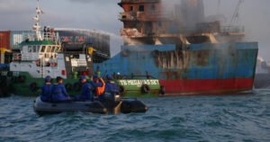 Kapal Kargo Terbakar, Belasan Kru Kapal Minta Tolong