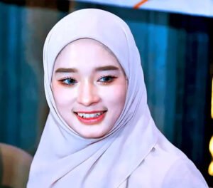 Nafkah Rp 75 Juta Belum Dipenuhi, Inara Rusli Bongkar Penghasilan Virgoun Bisa Mencapai Ratusan Juta?