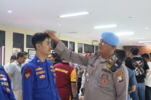 Cukuran Rambut Beberapa Polisi Batam Tak Sesuai Ketentuan