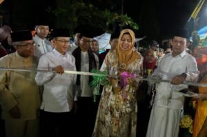 Gubernur Pimpin Doa Dalam Kegiatan Pembukaan Bazaar Ramadan di Pamedan Tanjungpinang