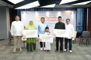 TelkomGroup Tinjau Kesiapan Infrastruktur Layanan Telekomunikasi dan Salurkan Bantuan CSR