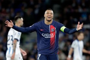 PSG Kalahkan Real Sociedad, Enrique Tersenyum-senyum