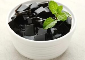 Selalu Ada di Bulan Ramadan, Inilah Manfaat Bagi Kesehatan Mengkonsumsi Cincau Hitam