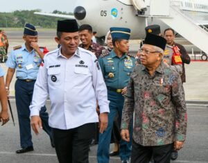 Tiba di Tanjungpinang, Wapres RI Ma’ruf Amin Disambut Gubernur Kepri