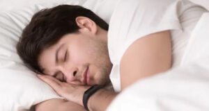 Langsung Tidur Setelah Makan Sahur, Begini Penjelasannya dari Sisi Kesehatan dan Ajaran Islam