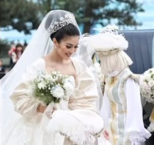 Harganya Potret Buket Bunga Pernikahan Sandra Dewi dan Harvey Moeis Viral Sekitar Rp 4 Juta