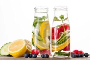 Coba Resep Infused Water yang Sehat Ini, Air Lemon Mentimun hingga Kayu Manis