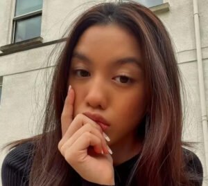 Lolly Mengemis Maaf kepada Nikita Mirzani