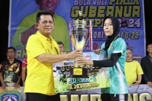 Tutup Turnamen Voli Gubernur Cup Zona Natuna, Ansar: Majukan Olahraga Kepri