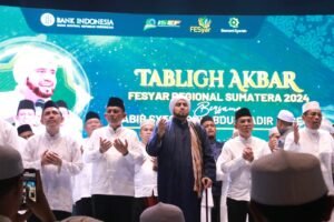 Gubernur Hadiri Tabligh Akbar Awali Rangkaian Pembukaan FESyar Sumatera 2024 di Kota Batam