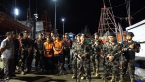 Sempat Ditembak, 3 Kapal Asing Curi Ikan Gunakan Trawl Ditangkap