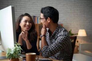 Ini Tanda Jika Perempuan Tulus dalam Mencintai, Bukan Sekadar Gestur dan Pernyataan