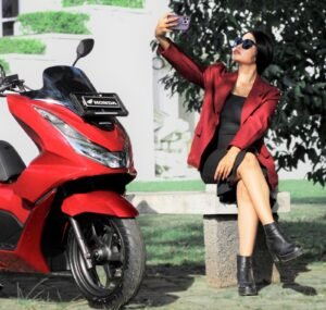 Motor Kebanggaan, Honda PCX160 Bisa Dibawa Pulang hanya Rp 2 Juta