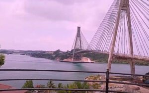 Mamandang Matahari Tenggelam dari Dataran Dendang Melayu