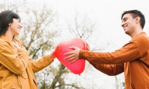 Zodiak yang Hari Ini akan Menjalin Hubungan Asmara Dengan Orang Kaya