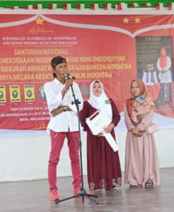 Bentuk Syukur Memperingati HUT RI – Thoriqoh Shiddiqiyyah Batam Serah Terimakan Dua Rumah Layak Huni