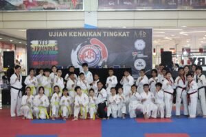 80 Orang Ikut UKT Taekwondo Kharisma Bangsa, Delvi Lulusan Terbaik