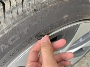Kalau Ban MObil Bocor di Bagian Sampingnya, Apakah Masih Bisa Ditamba? Simak Penjelasan Ini