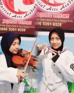Maitsa Ananda: Biola dan Jujitsu Lembut, tapi Menghanyutkan
