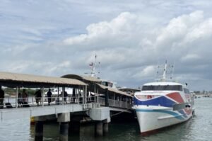 Tiap Hari 4.000 Warga Batam Masuk Singapura dan Malaysia Via Pelabuhan Batam Centre, Nataru Naik Jadi 6.000 Penumpang