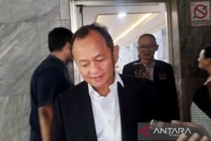 Tak jadi Kader PDIP, Golkar akan Terima Jokowi