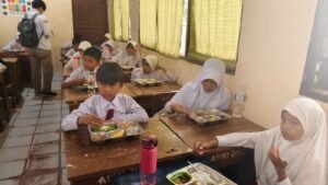 Uji Coba Makan Bergizi Gratis di SDN 010 Bengkong, Secara Resmi Diberlakukan Minggu Depan