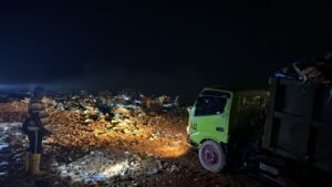 20 Ton Sampah dari TPS Liar di Batam Dibersihkan