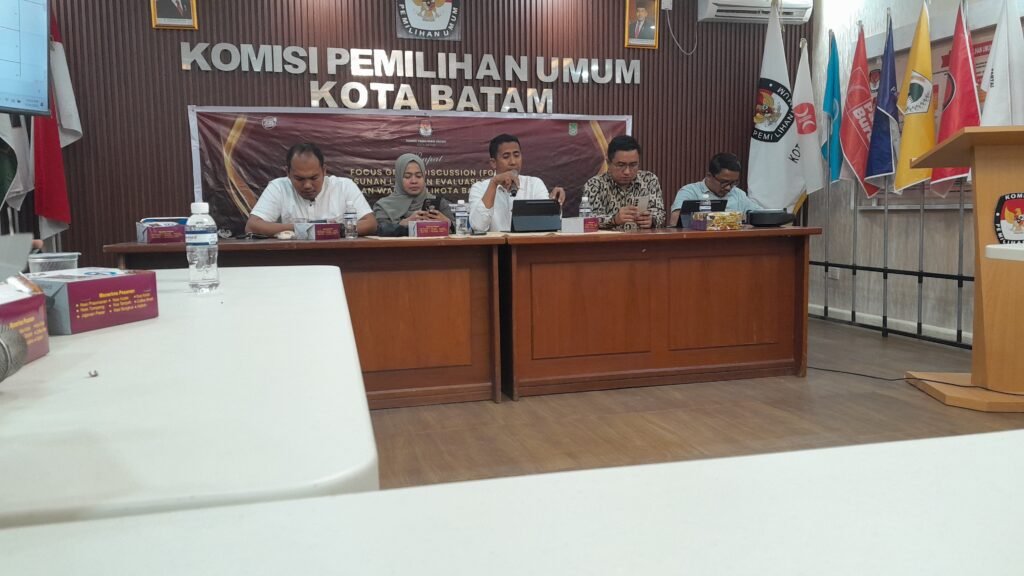 KPU Batam Nilai Pilkada 2024 Sukses, Bawaslu dan Paslon 01 Beri Kritikan