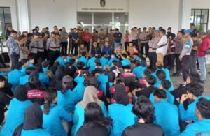 Terkait Efisiensi Anggaran, Aliansi Mahasiswa Demo di DPRD Kepri