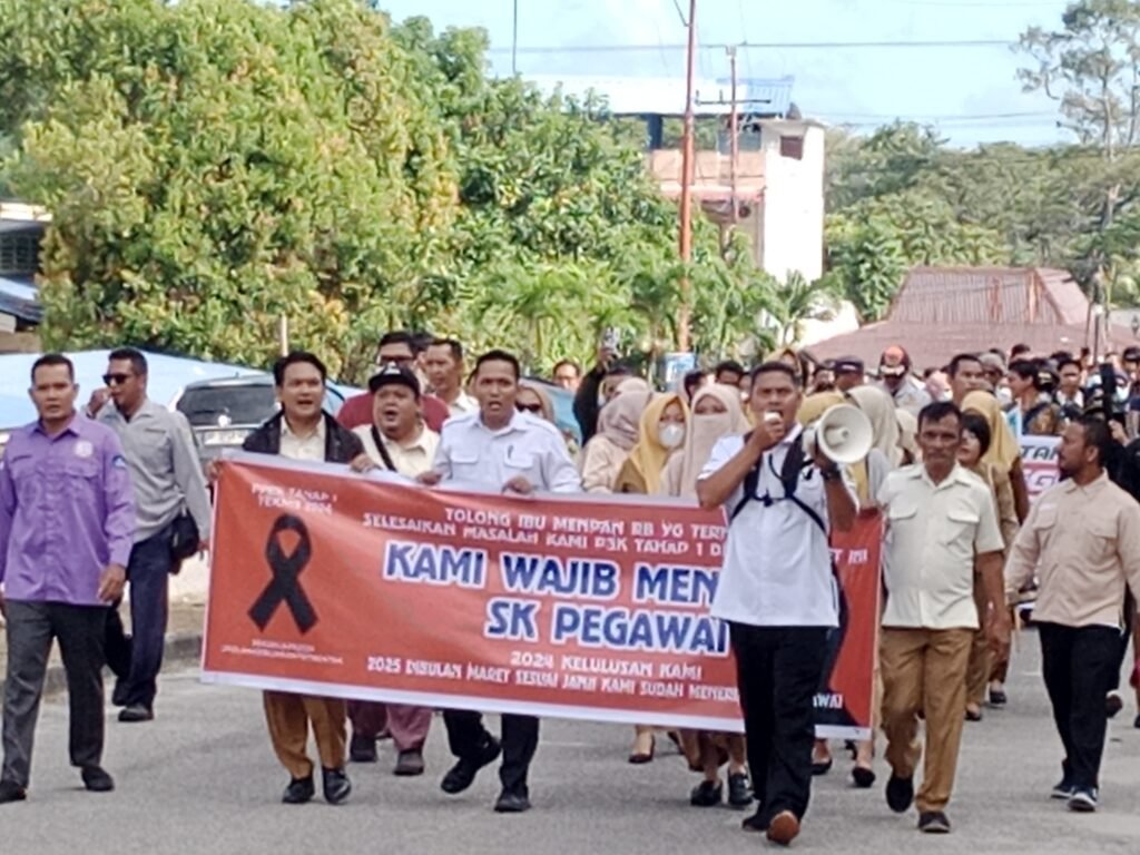 Ratusan CPPPK Tahap 1 2024 dan PPPK Geruduk Kantor DPRD Karimun, Tolak SE Menpan RB dan BKN