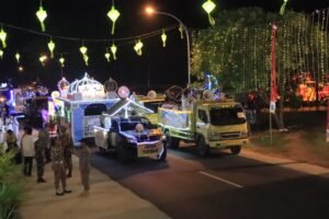 Pawai Takbir Kendaraan Hias, Perkim Bintan Tampil Memukau dengan Miniatur Musola Ala Timur Tengah