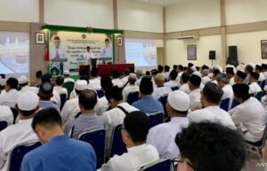 721 CJH asal Kota Batam Mengikuti Bimbingan Manasik Haji, Perkenalan Tiga Ketua Kloter