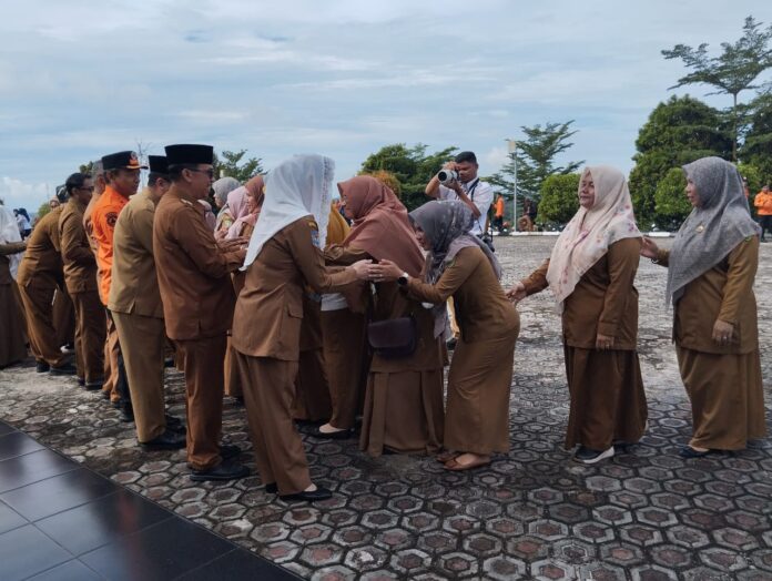 Bupati natuna cen sui lan