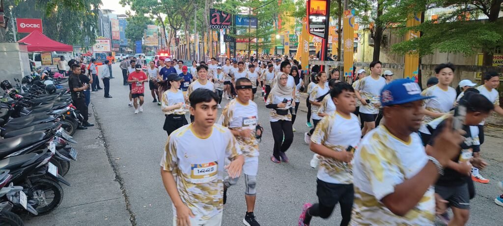 Seribu Pelari Ramaikan Run 10K Anniversary i Hotel Baloi Batam