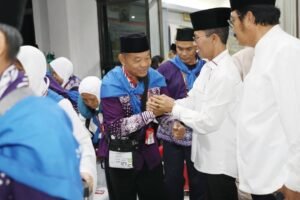 JCH Kloter 1 Embrakasi Batam Berangkat ke Tanah Suci