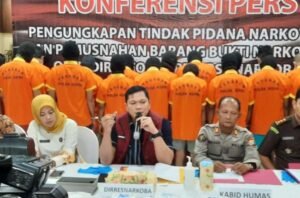 2 Pria Dibekuk Polda Kepri di Harbour Bay, Sita 1 Kg Heroin dan 12,5 Gram Sabu